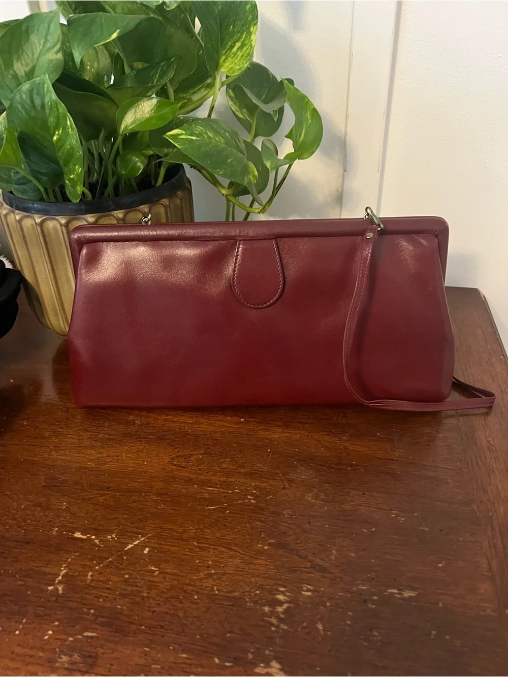 Vintage Etienne Aigner Burgundy Leather Frame Clutch Horseshoe Logo